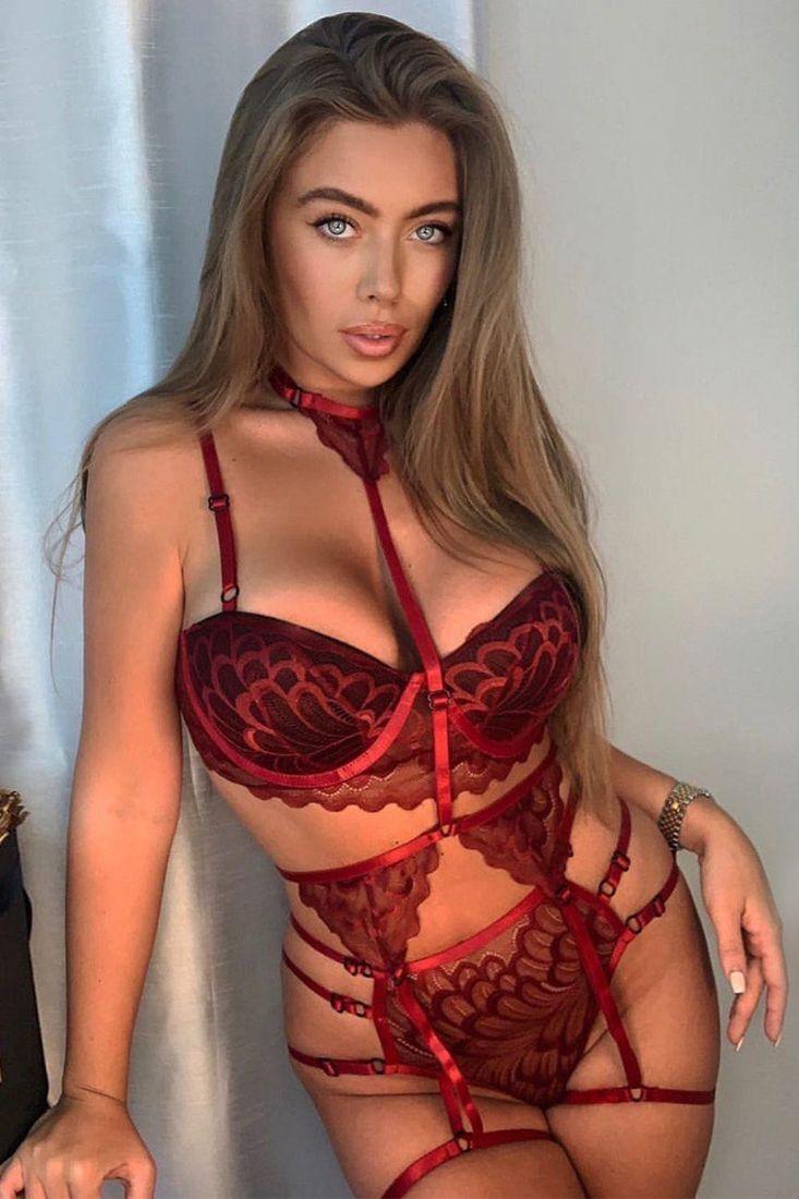 Wine Sleeveless Embroidered Strappy Three Piece Lingerie Areous