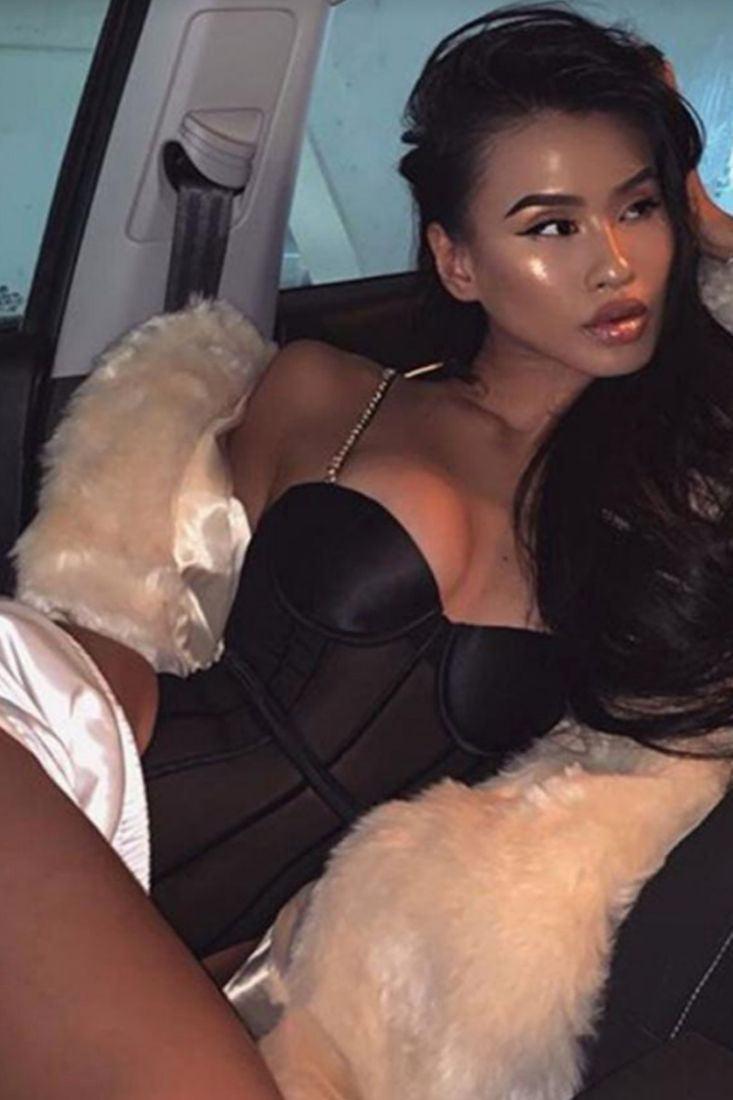 Black Sleeveless Chain Mesh Corset Piping Satin Teddy Areous