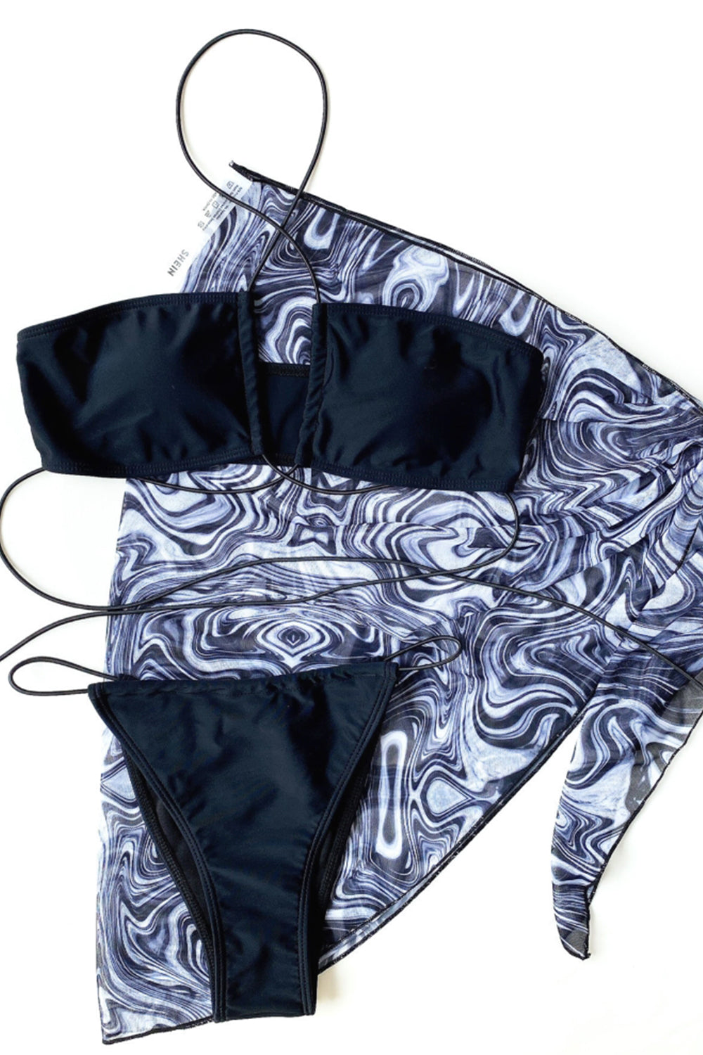 Black Strappy Three-Piece Bikini Areous