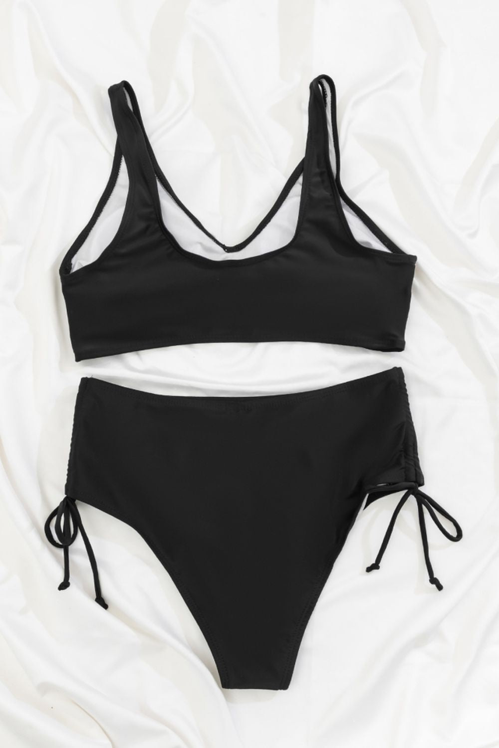 Cross Solid Color Bikini Areous