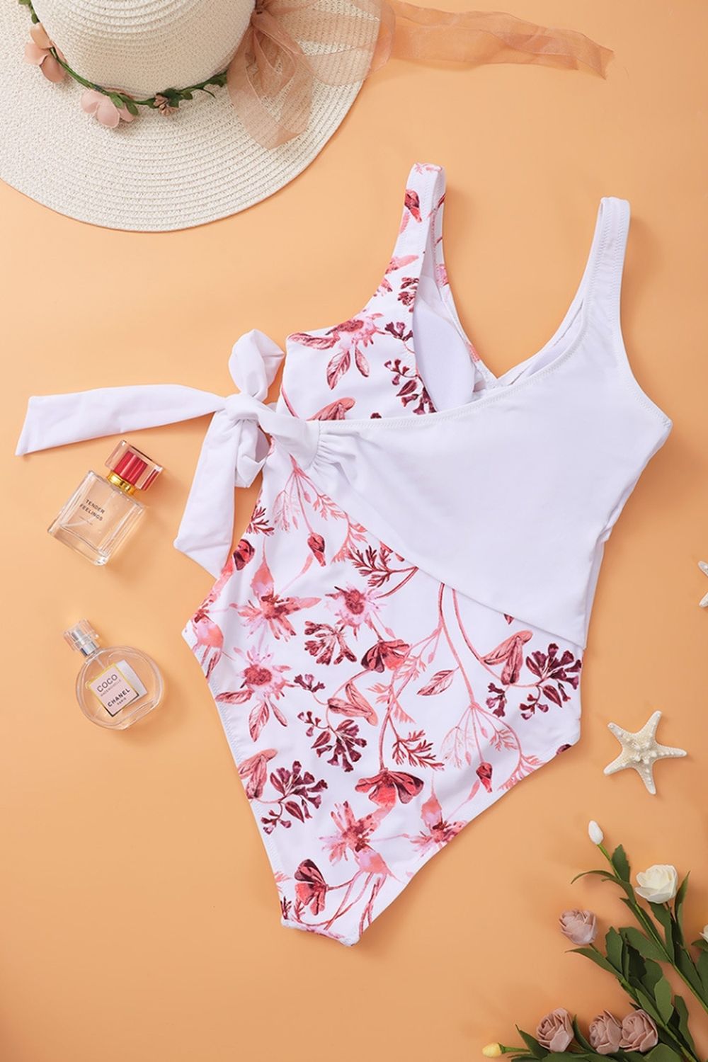 Deep V Printed One-Piece Swimsuit Areous