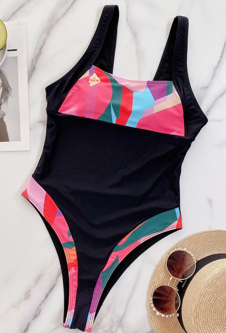High Cut One-Piece Colorful Strap Swimwear Areous