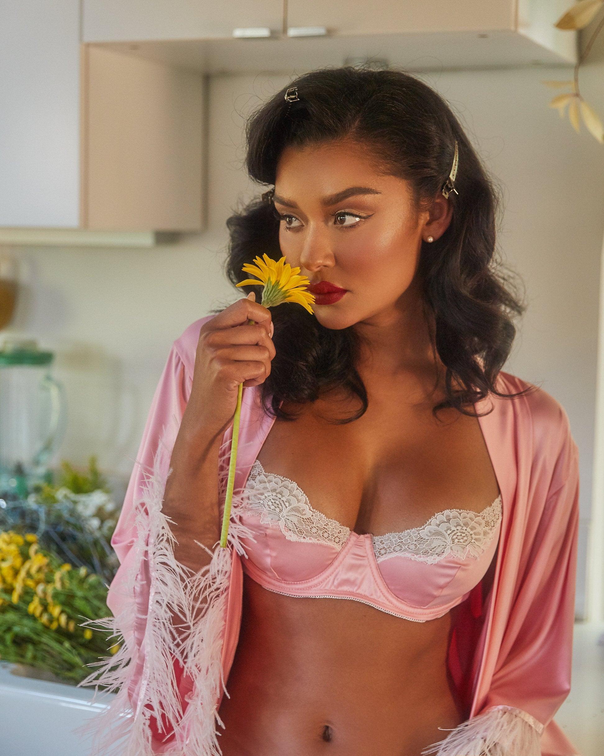 LI394 - 2pc Lace & Satin Underwire Bra Set Areous