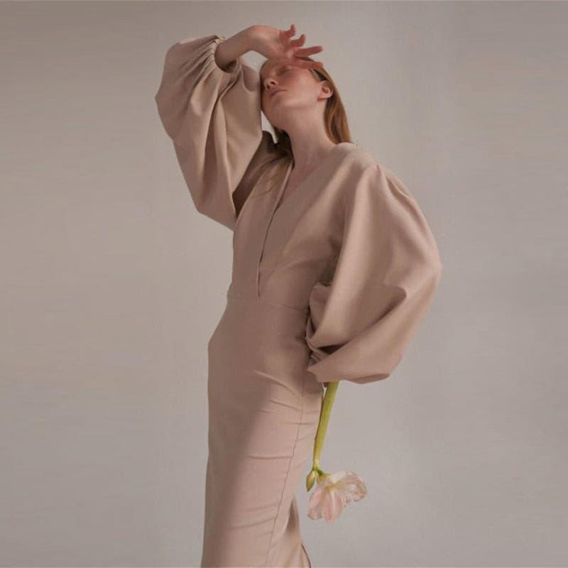 Long sexy deep V-neck lantern sleeve hip dress