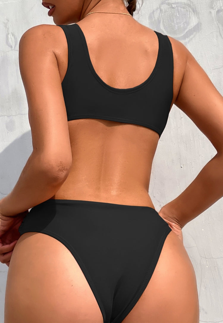 One-Piece High Cut Deep-V Black Swimwear Areous