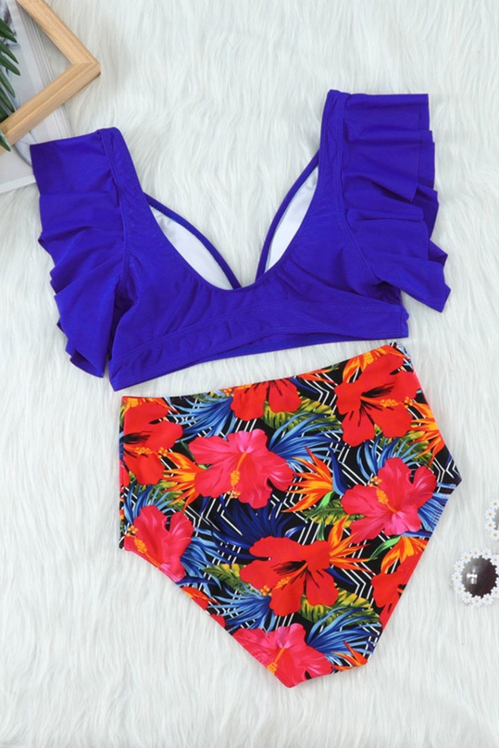 Print Ruffled V-Neck Bikini Areous