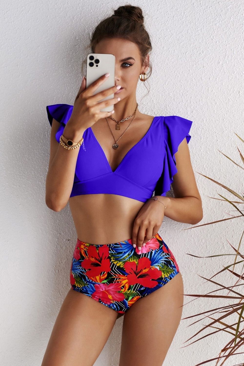 Print Ruffled V-Neck Bikini Areous