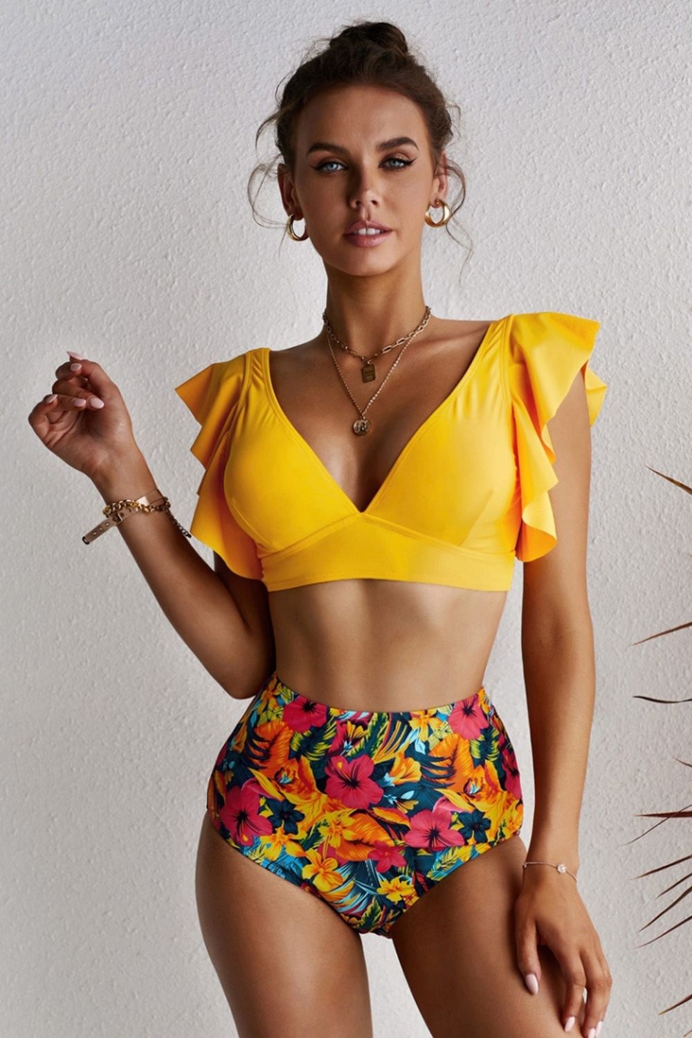 Print Ruffled V-Neck Bikini Areous
