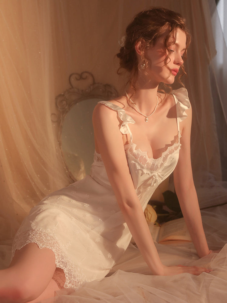 Ruffled Sweet Lace Pajamas Areous