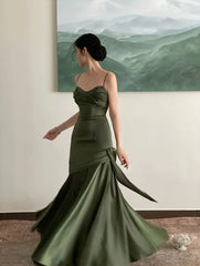 Elegant emerald green irregular patchwork evening dress