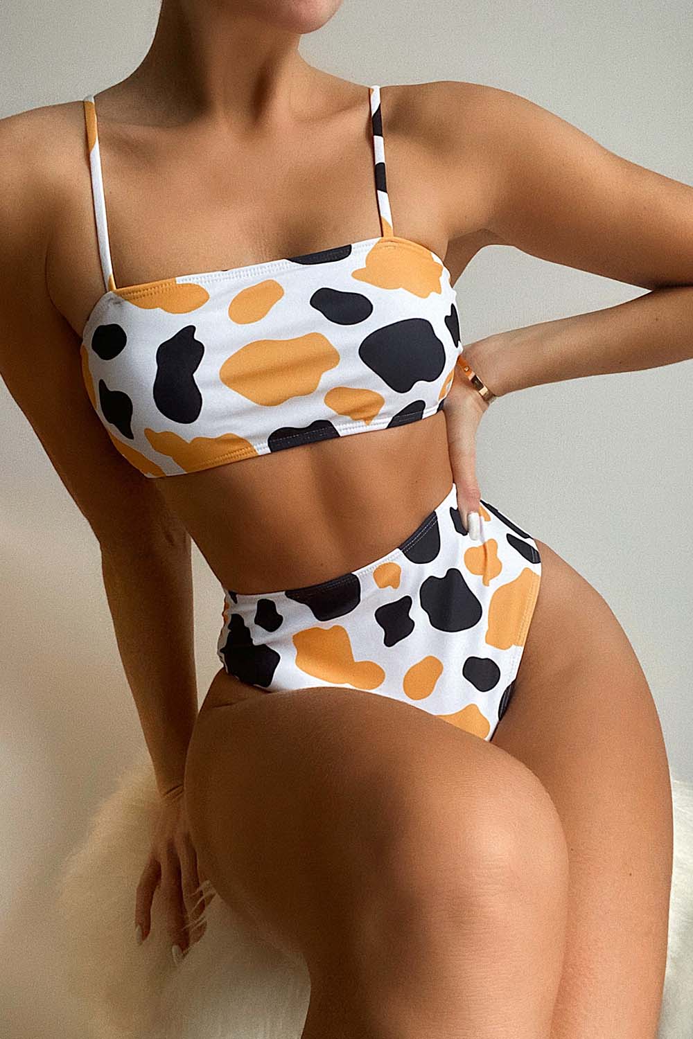 Spotted Bikini Areous