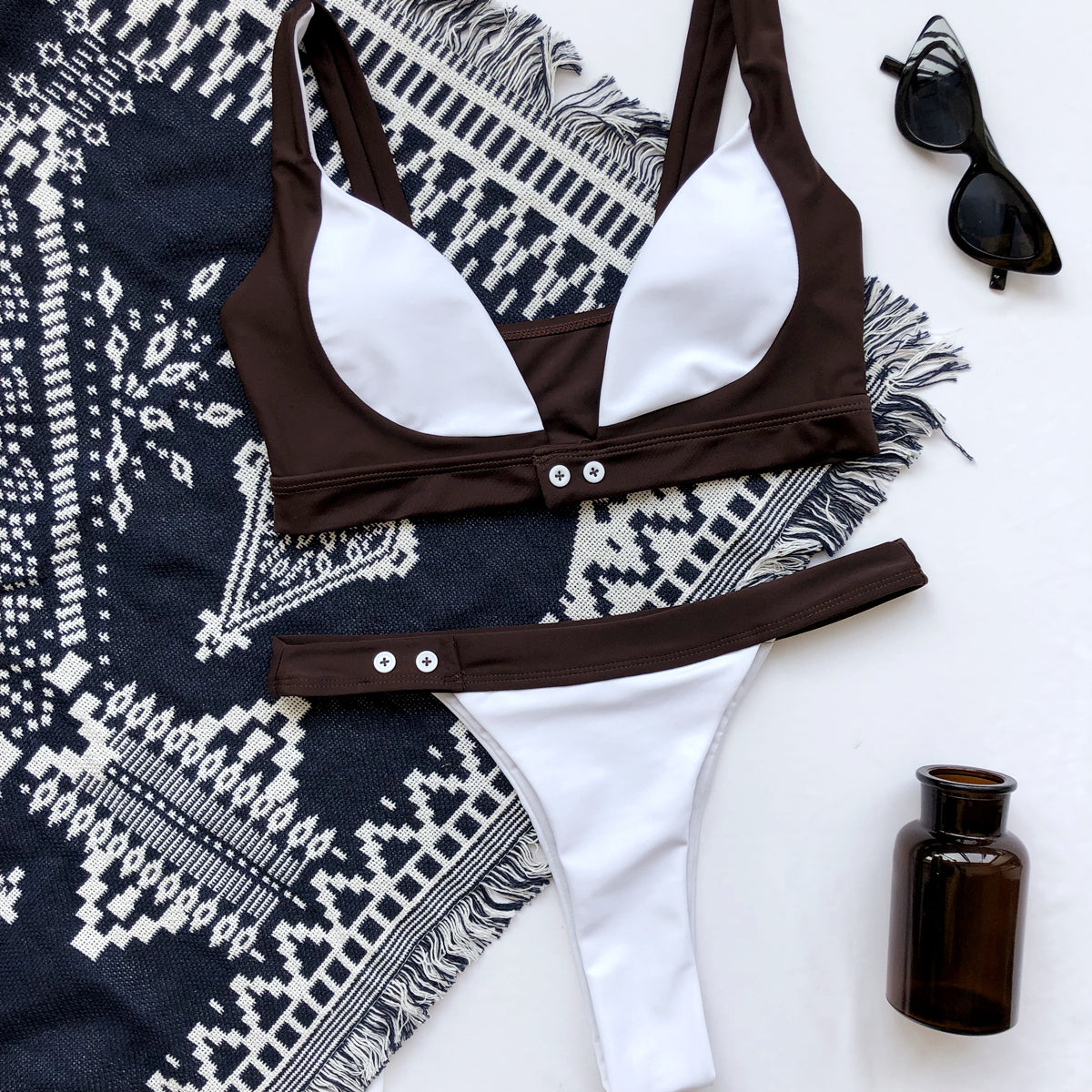 Two Piece Contrast Strap Swimwear Areous