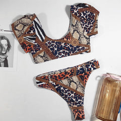 Two Piece Retro Print Short Sleeve Swimwear Areous