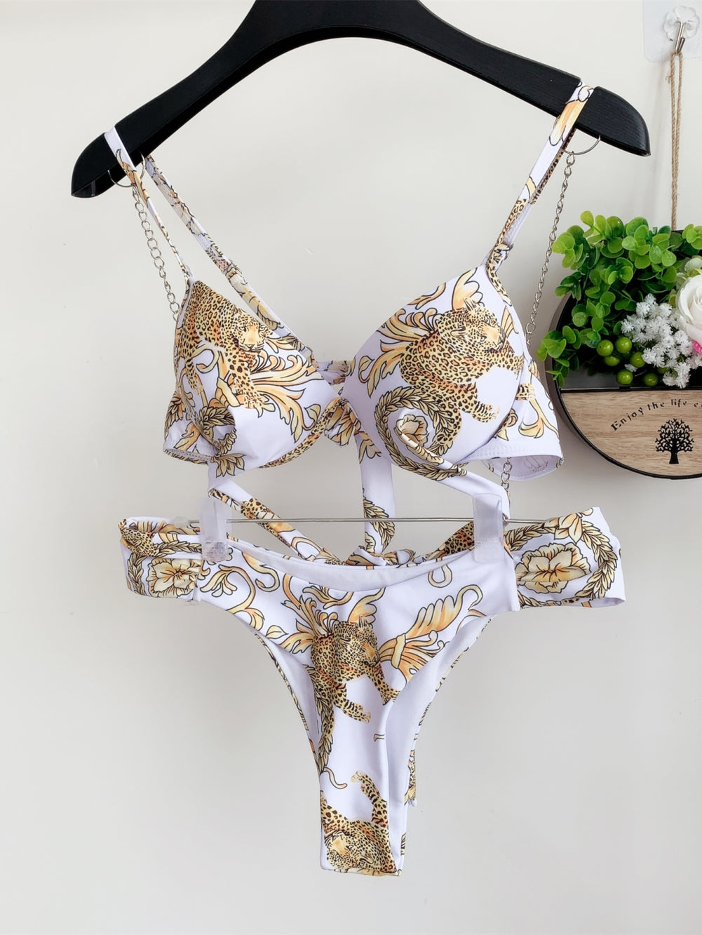 Two Piece Retro Straps Swimwear Areous