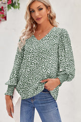 Green Spotted Pattern Shirred Cuffs Bubble Sleeve Blouse