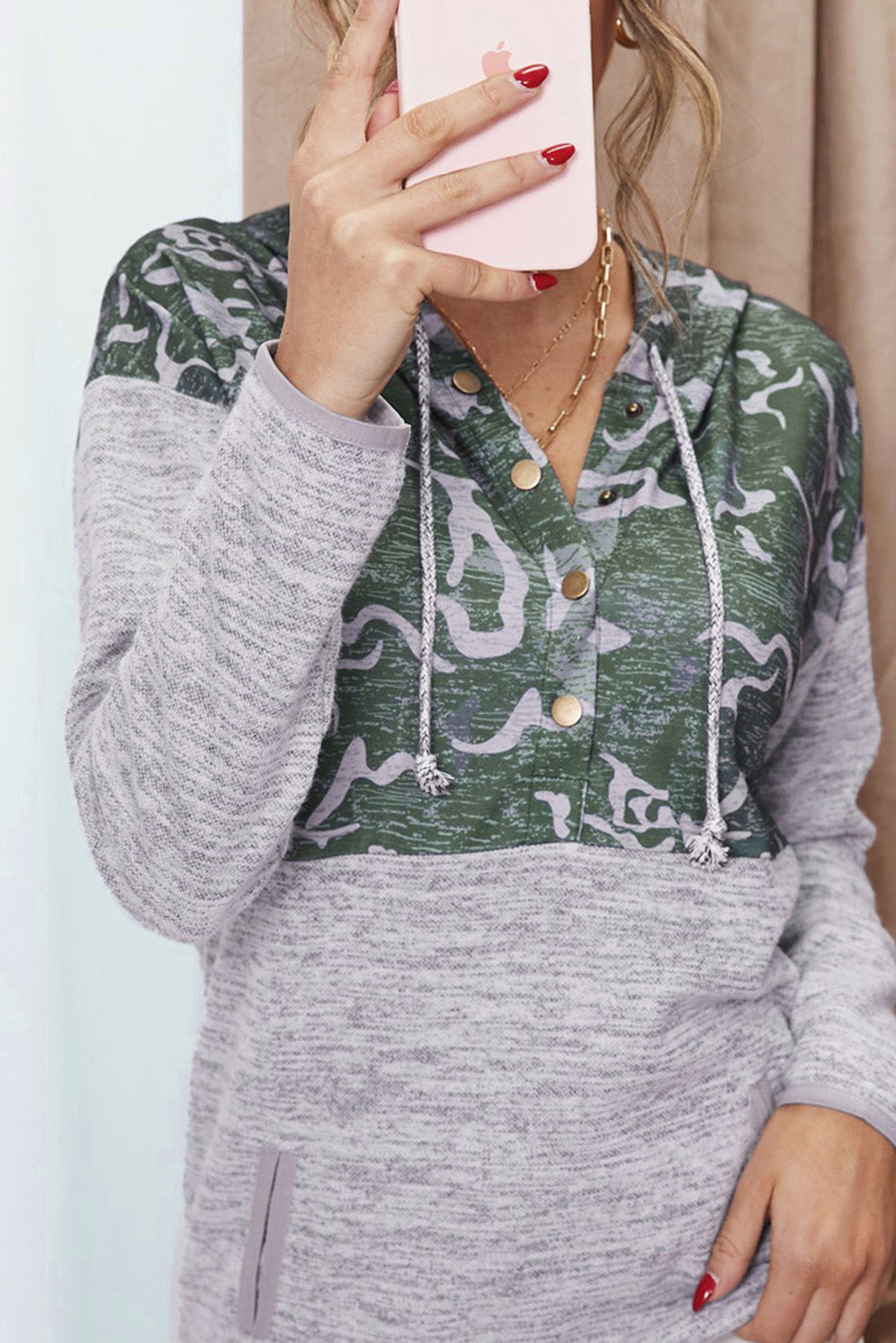 Plaid Splicing Pocketed Gray Hoodie